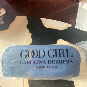 Carolina Herrera Good Girl Blue Glass case